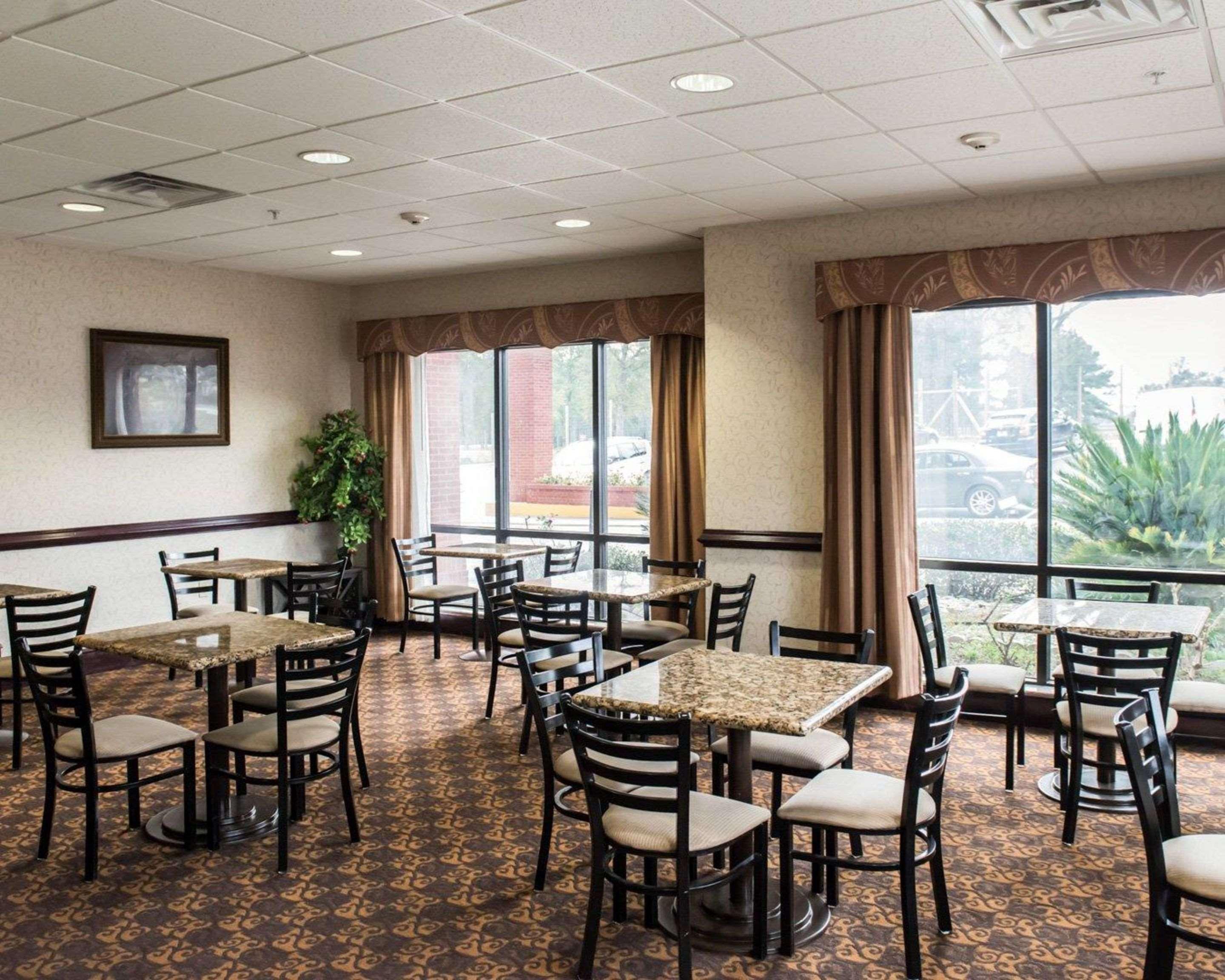 Comfort Inn & Suites Midway - Tallahassee West Экстерьер фото