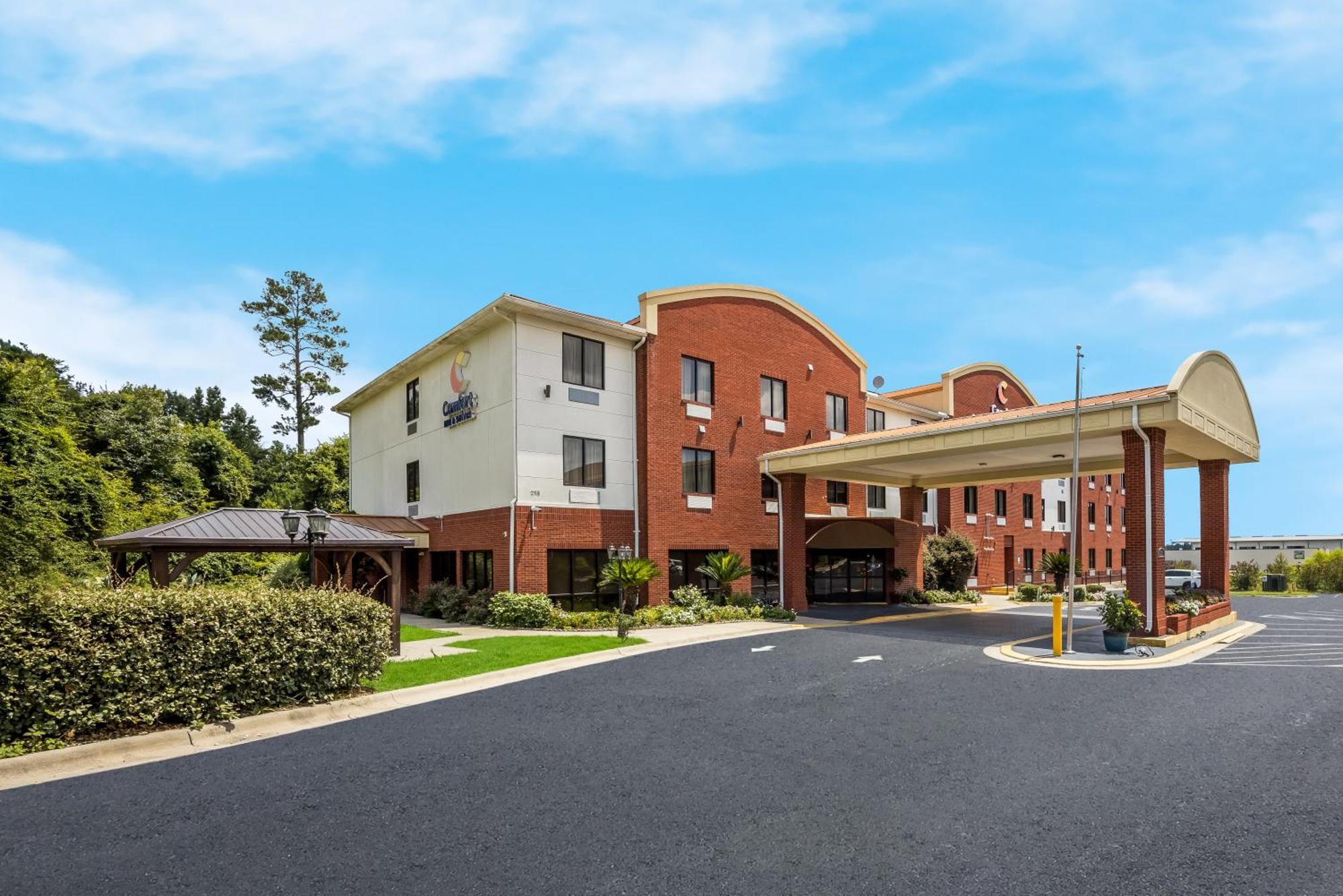 Comfort Inn & Suites Midway - Tallahassee West Экстерьер фото