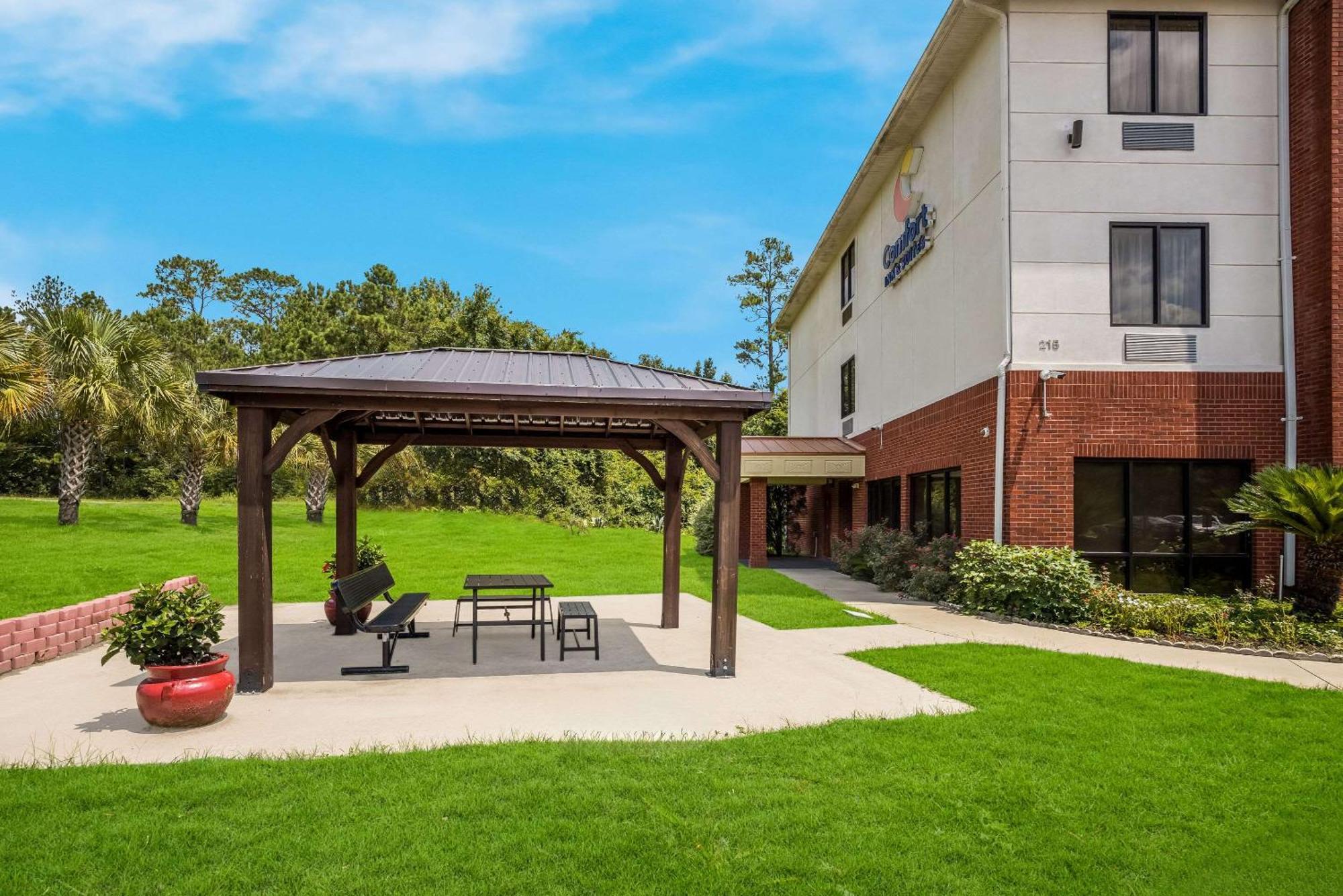 Comfort Inn & Suites Midway - Tallahassee West Экстерьер фото