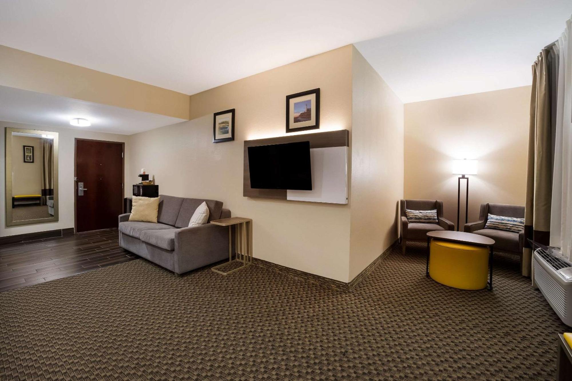 Comfort Inn & Suites Midway - Tallahassee West Экстерьер фото